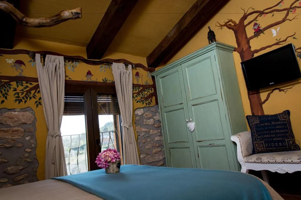 Room, Cal Ganso Encantat, Costa Dorada