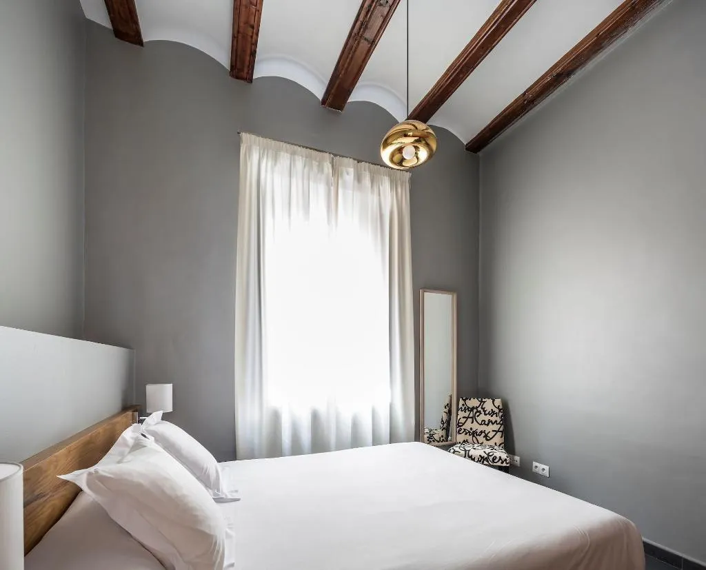 Room, Catalina Suites San Nicolas 3*, Valencia