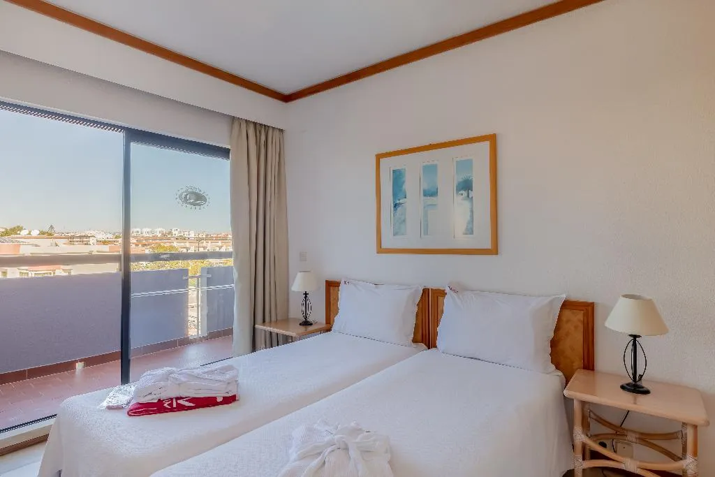APARTMENT DELUXE ONE BEDROOM Room, Muthu Oura Praia Hotel, Algarve