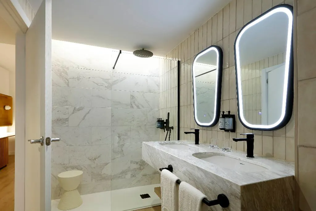 DOUBLE SUPERIOR Room, Grand Palladium Select Palace Ibiza, Ibiza