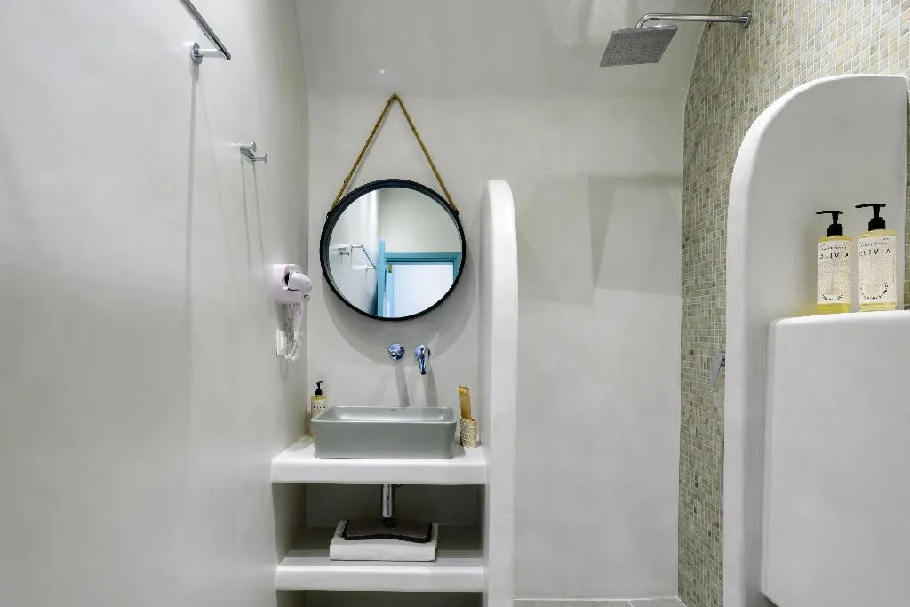 DOUBLE SINGLE USE CLASSIC Room, Armonia Hotel, Santorini