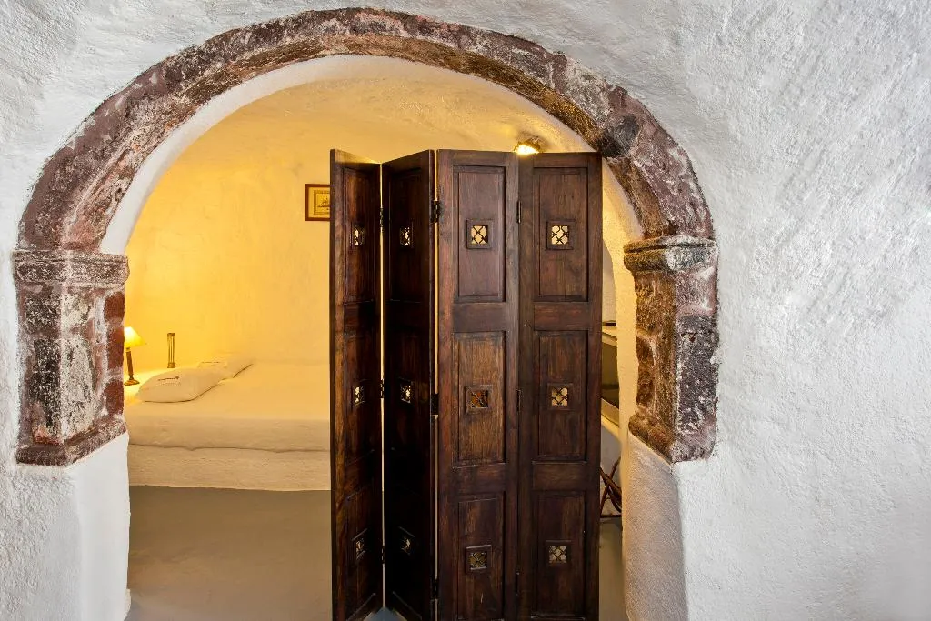 SUITE SUPERIOR Room, Alexander's Suites, Santorini