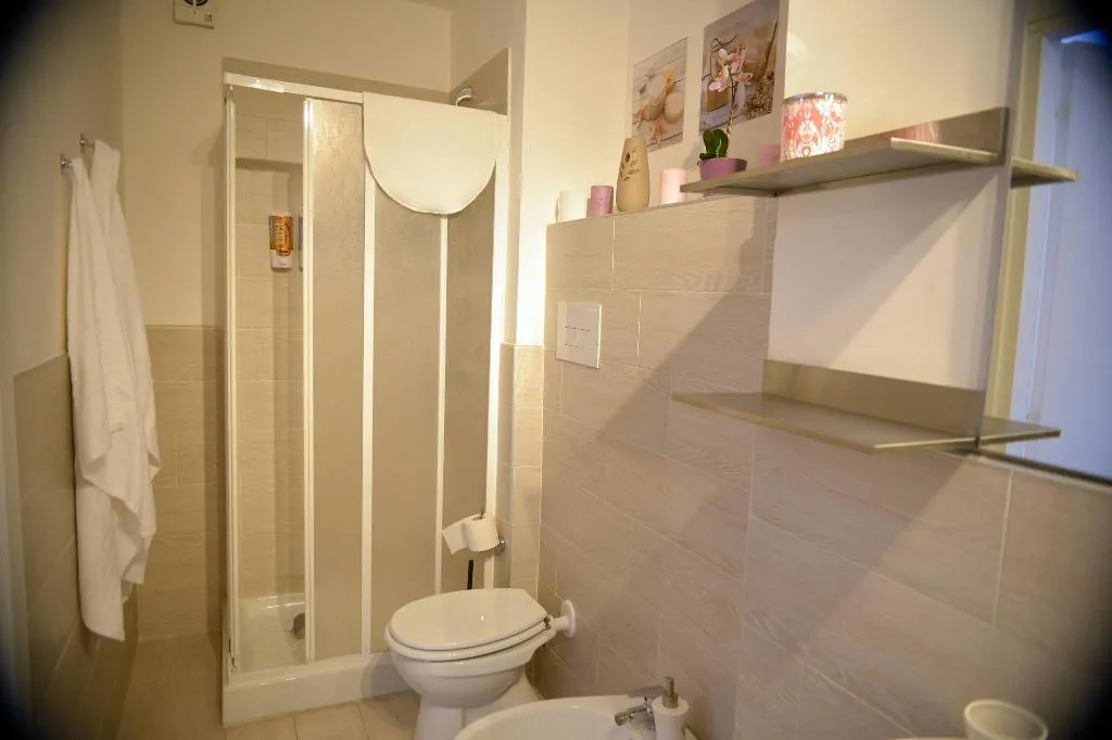 Room, B&B Cuore di Napoli, Naples