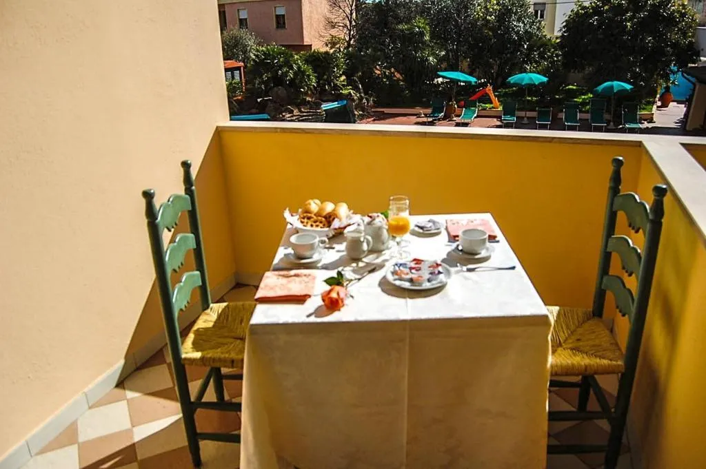 TRIPLE STANDARD Room, Hotel Maria Rosaria, Olbia