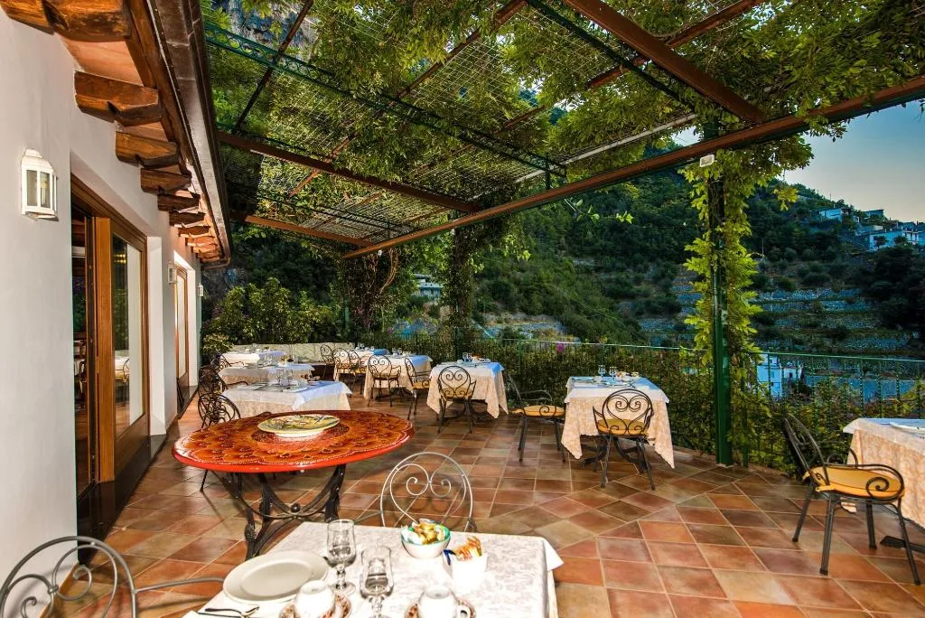 Restaurant, Hotel Pellegrino, Naples