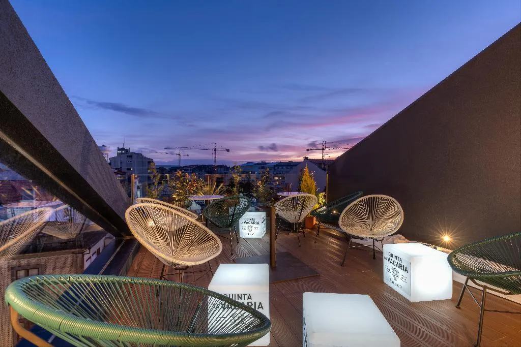 Terrace, The Convo Porto Hotel & Suites, Porto