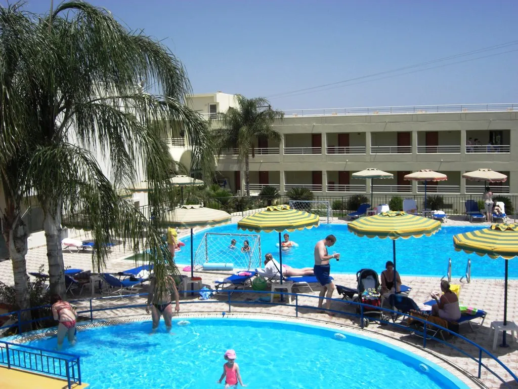 Pool, Romantza Mare, Rhodes