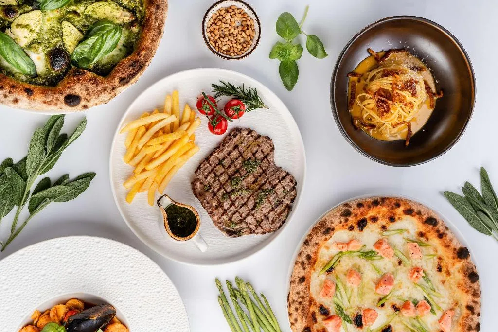 Restaurant, Radisson Blu Hotel, Dubai Media City, Dubai