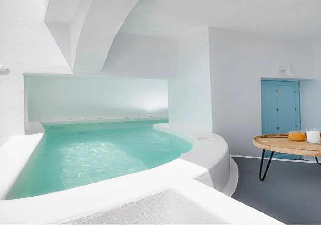 SUITE WITH PRIVATE POOL Room, Infinity Suites & Dana Villas, Santorini