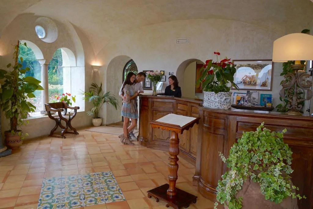 Lobby, Villa Cimbrone, Naples