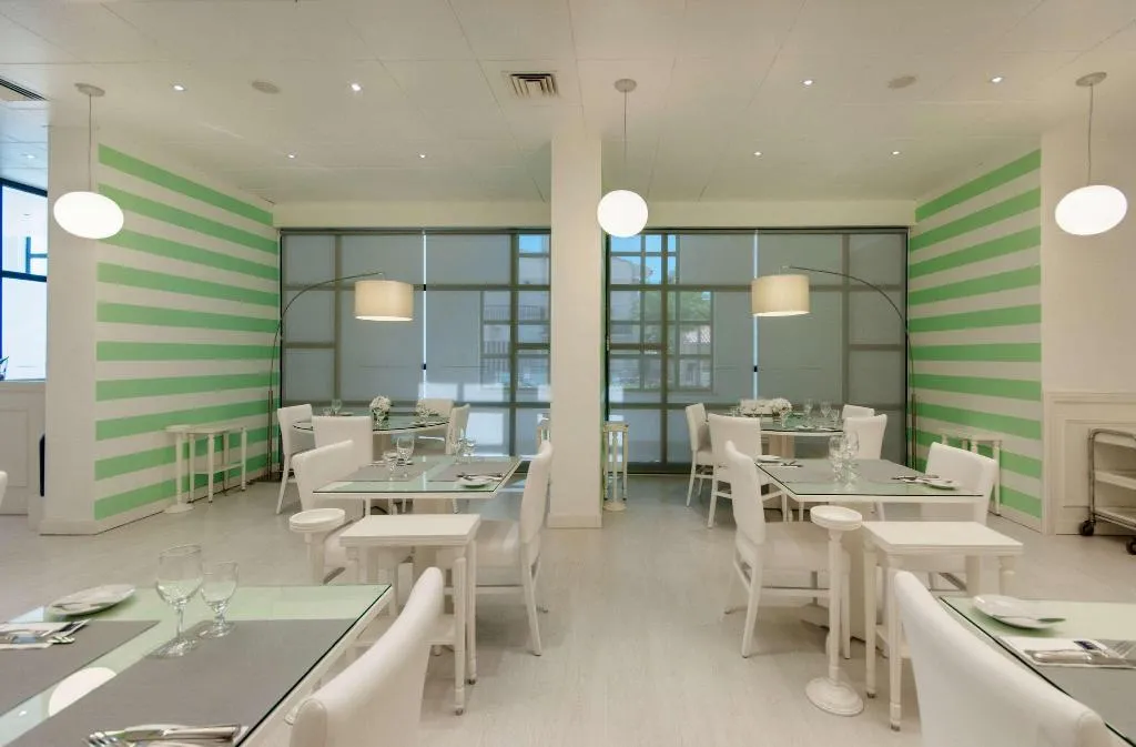 Restaurant, TRYP Montijo Parque Hotel, Lisbon