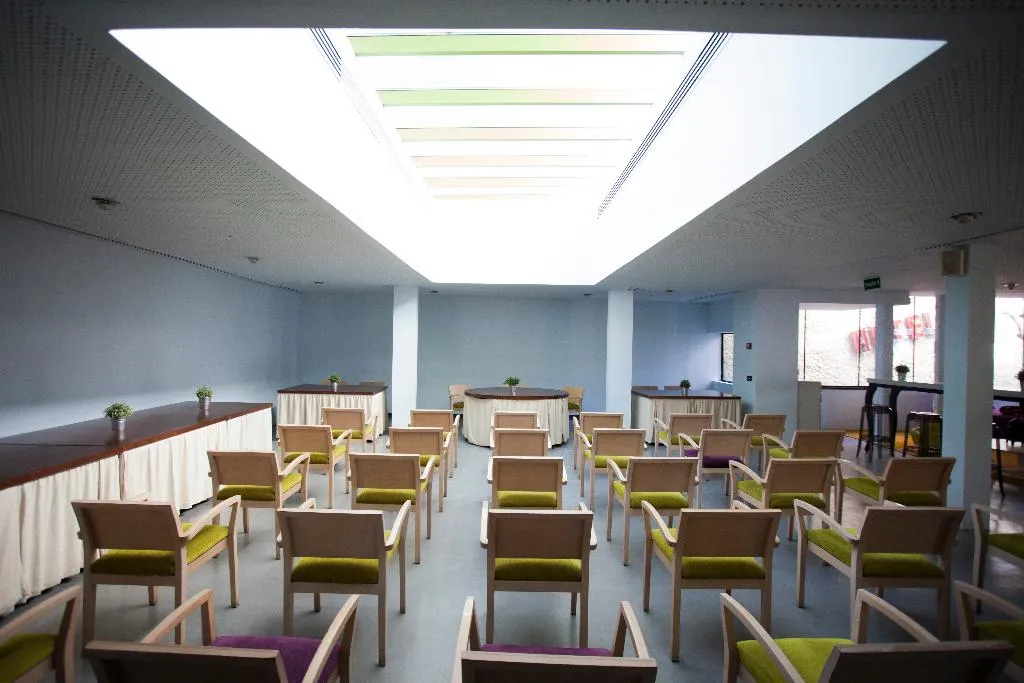 Conferences, La Posada del Chaflan, Madrid