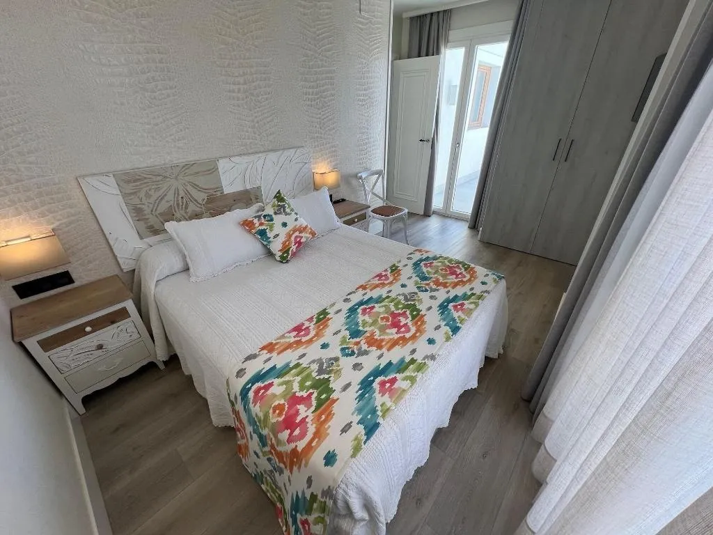 Room, La Puerta De Nerja Hostal Boutique, Costa Del Sol