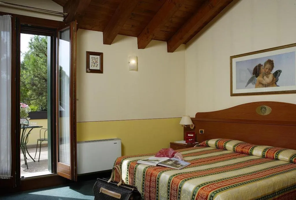 Room, Hotel Antico Moro, Venice