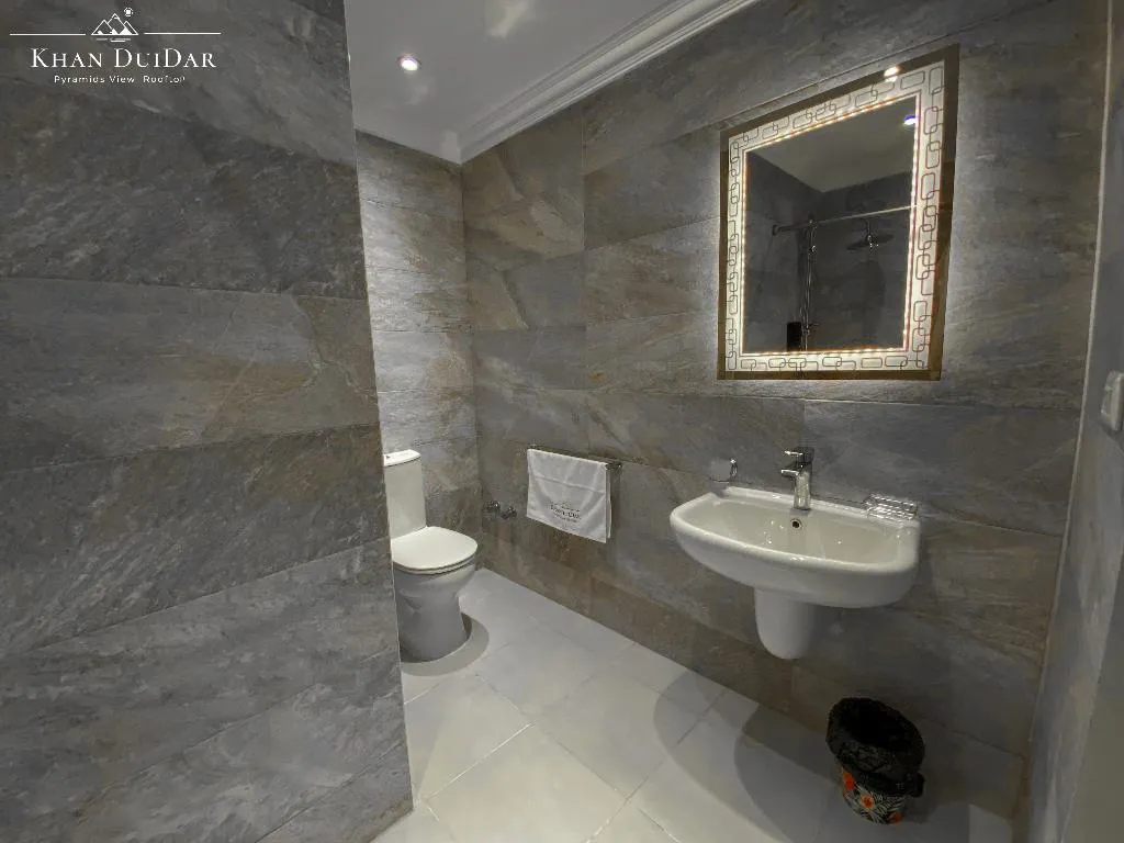 QUADRUPLE FOUR BEDROOMS ONE BATHROOM Room, Khan Duidar Inn - Pyramids View Rooftop, Cairo
