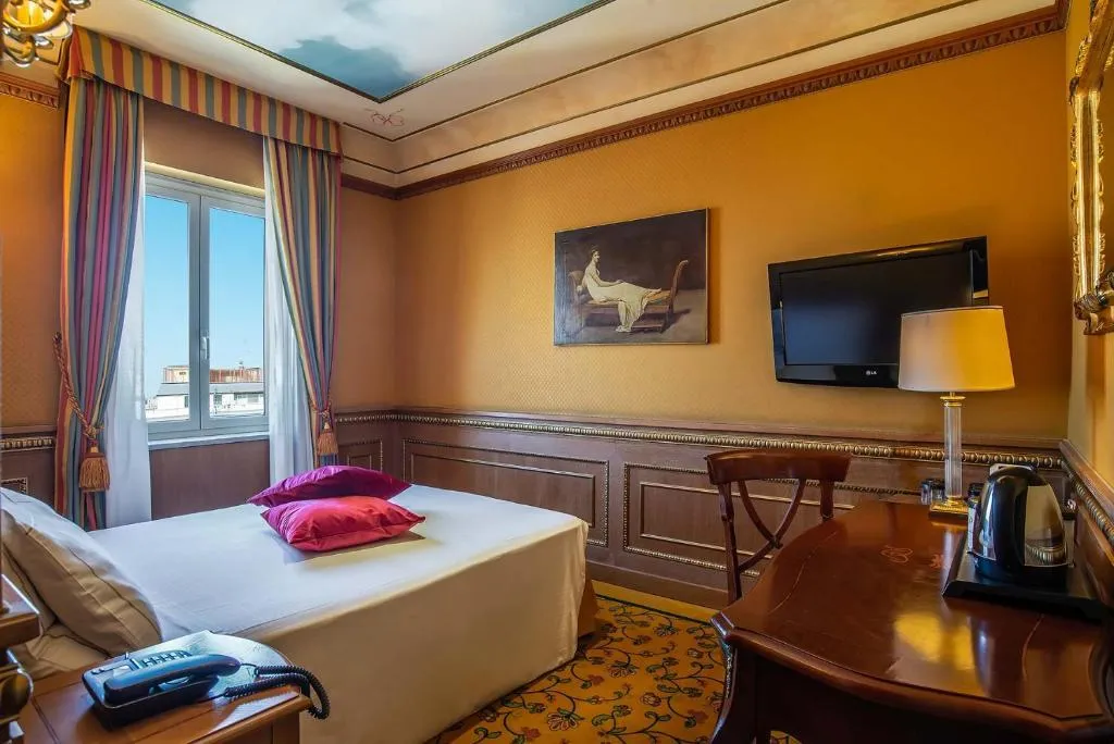 DOUBLE PREMIUM Room, River Palace Hotel, Rome
