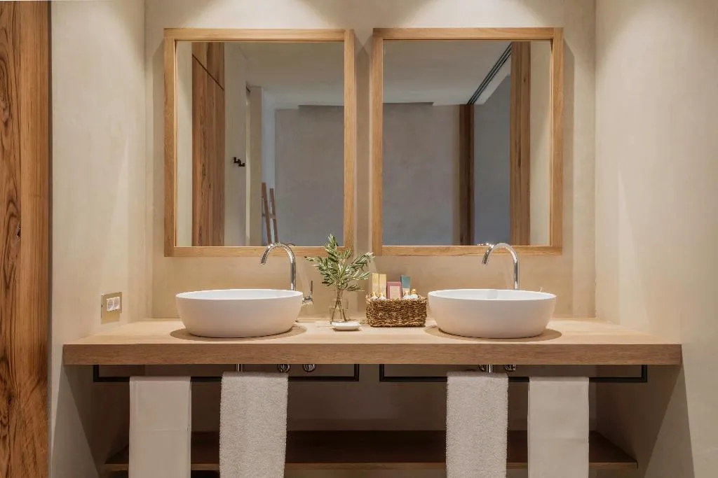 SUITE STANDARD Room, Peralada Wine Spa & Golf, Costa Brava