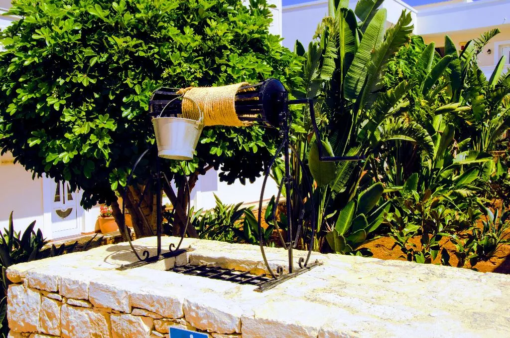 General view, Yiannis Manos, Crete