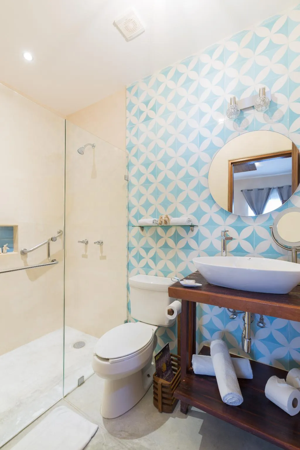 SUITE LUXURY Room, Quinta Margarita, Boho Chic Hotel, Cancun Area