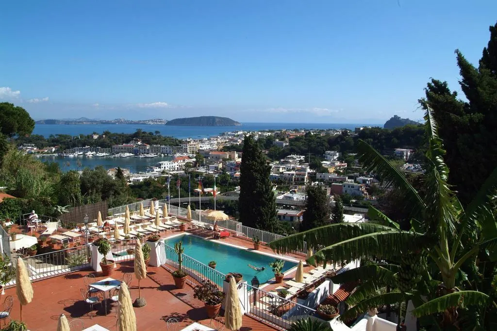 General view, Don Pedro, Naples