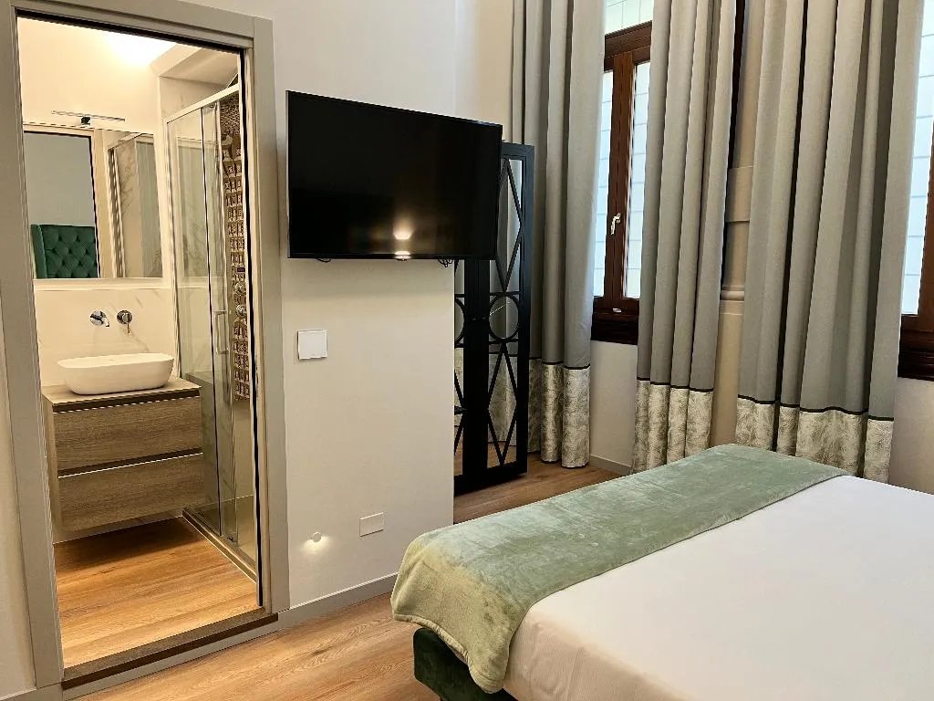 Double or Twin SUPERIOR CITY VIEW Room, Corte dei Sogni Boutique Hotel & spa, Florence