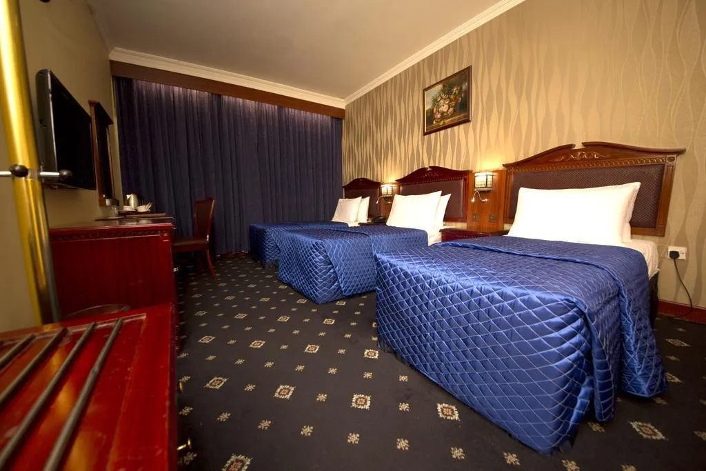FAMILY ROOM DELUXE Room, Mount Royal Hotel, Dubai
