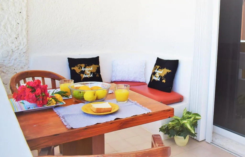 SUITE OCEAN FRONT Room, Arrecifes Suites, Cancun Area