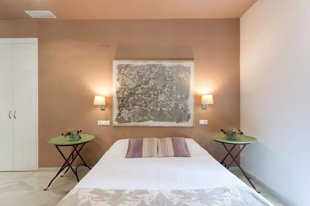 Room, Luces De Catedral, Costa Blanca