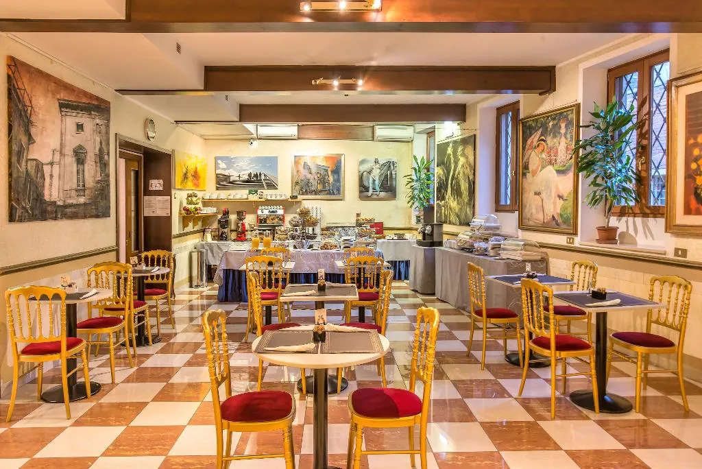 Bar, La Fenice et des Artistes, Venice