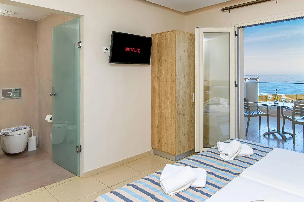 APARTMENT CAPACITY 4 Room, Theo Star Beach Hotel, Crete