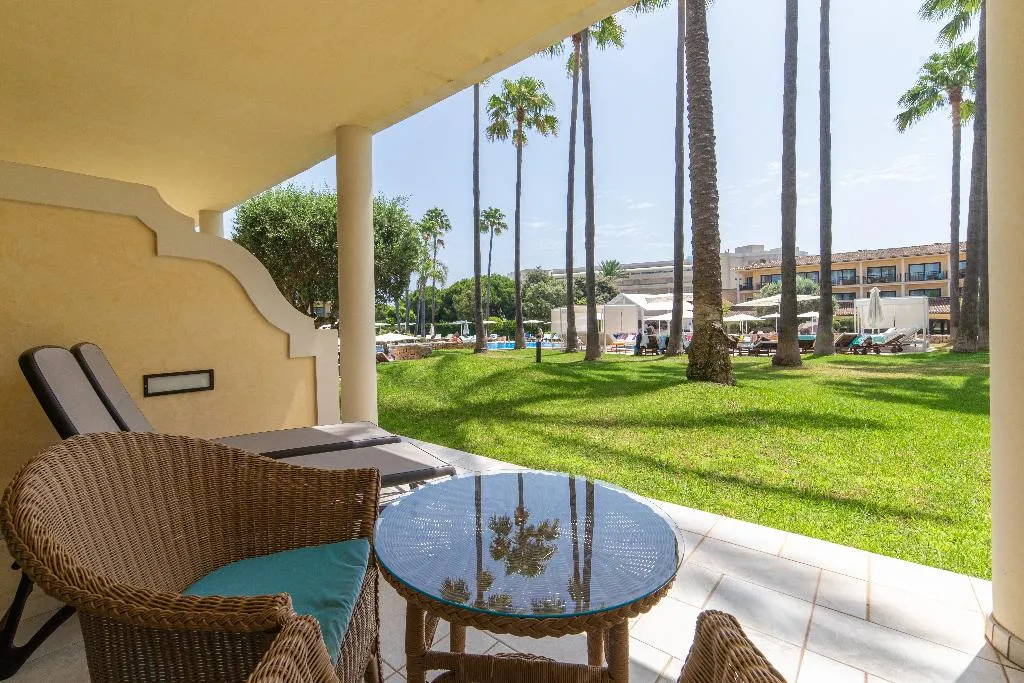 Double or Twin WITH TERRACE Room, CM Mallorca Palace, Majorca