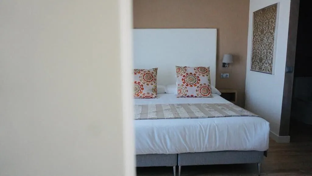 Room, Añoreta Suites, Costa Del Sol