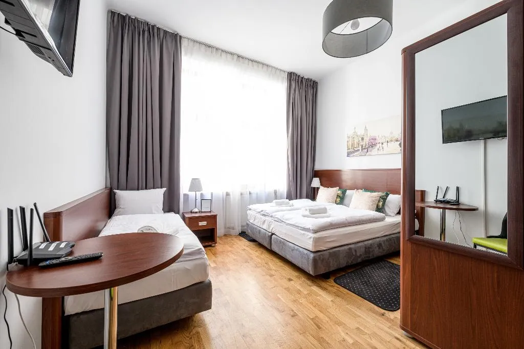 FAMILY ROOM STANDARD Room, On/set Aparthotel, Krakow