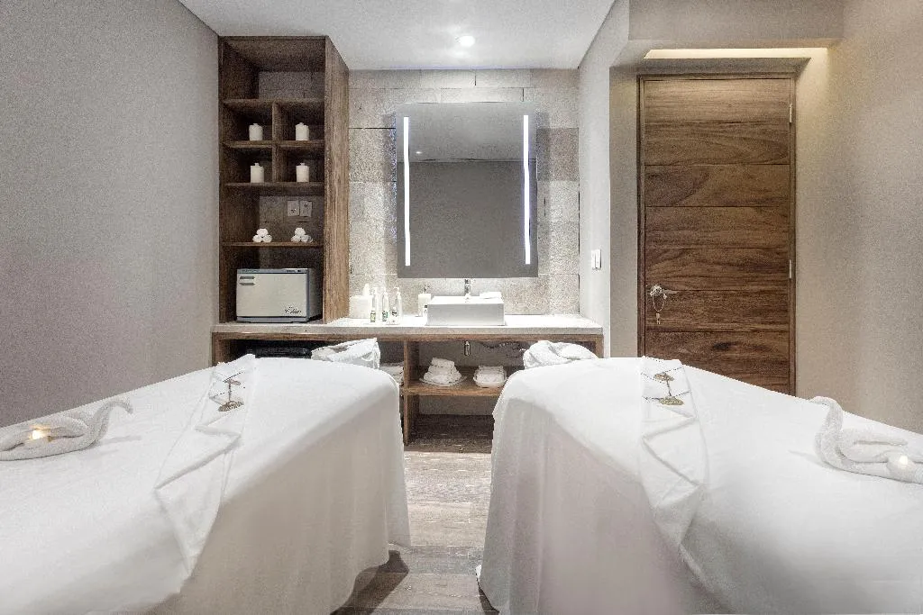 Sports and Entertainment, InterContinental Presidente Cancun Resort, Cancun Area