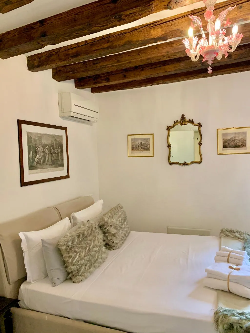 DOUBLE DELUXE Room, B&B Fortuny, Venice