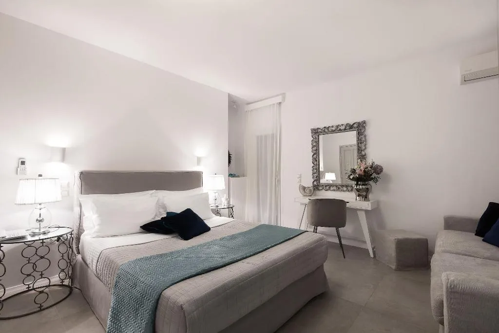 Room, Riva Suites, Mykonos