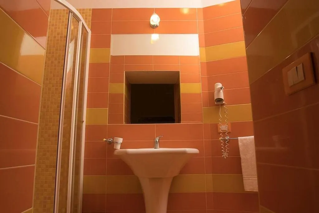 SINGLE STANDARD Room, Hotel Potenza, Naples