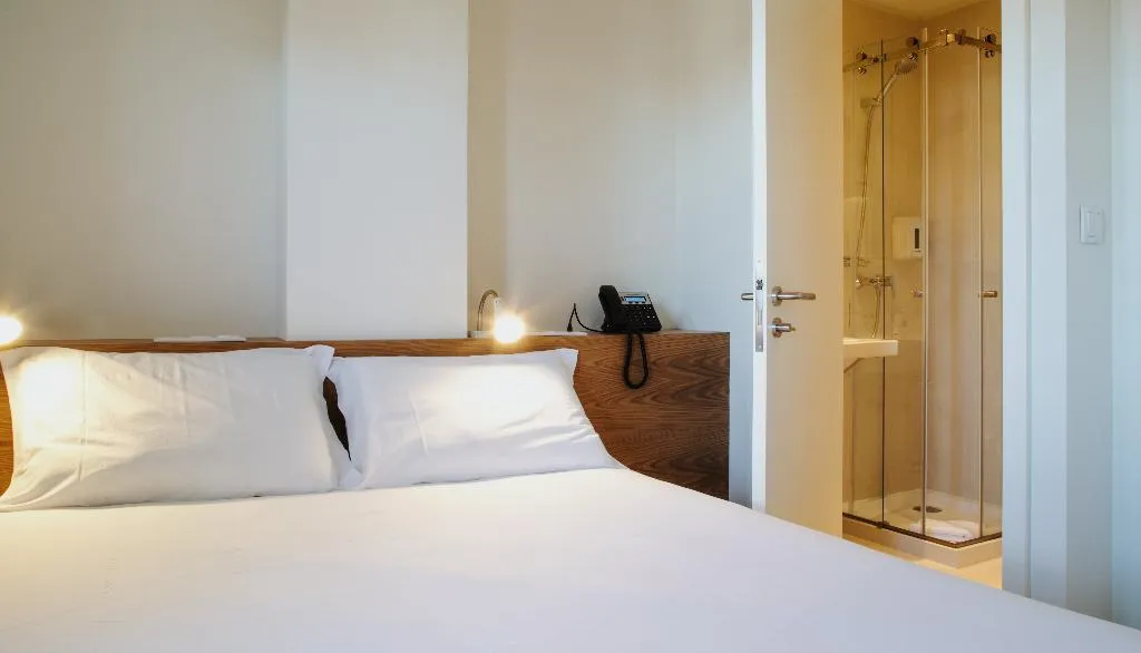 DOUBLE STANDARD Room, Spot Family Suites, Porto