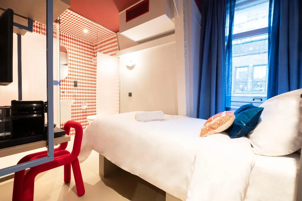 SINGLE DELUXE Room, City Hotel Rembrandt Square, Amsterdam