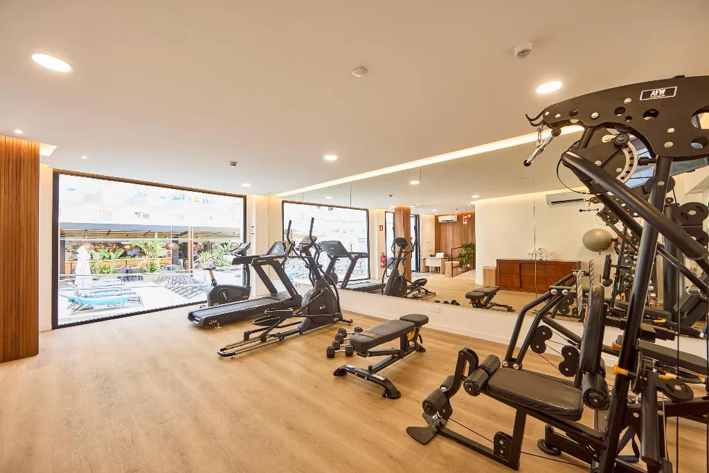 Sports and Entertainment, Tomir Portals Suites – Adults Only (+16), Majorca