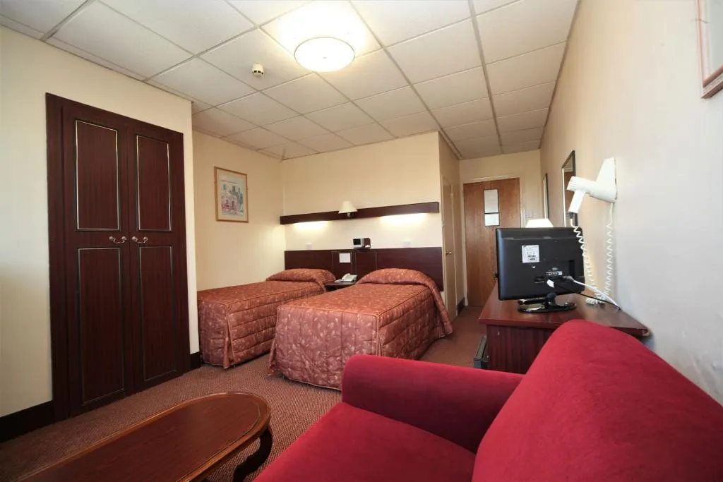 TRIPLE STANDARD Room, Bristol, Gibraltar