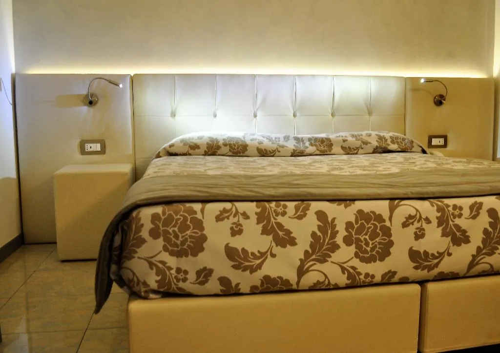 TRIPLE STANDARD Room, Garibaldi, Venice