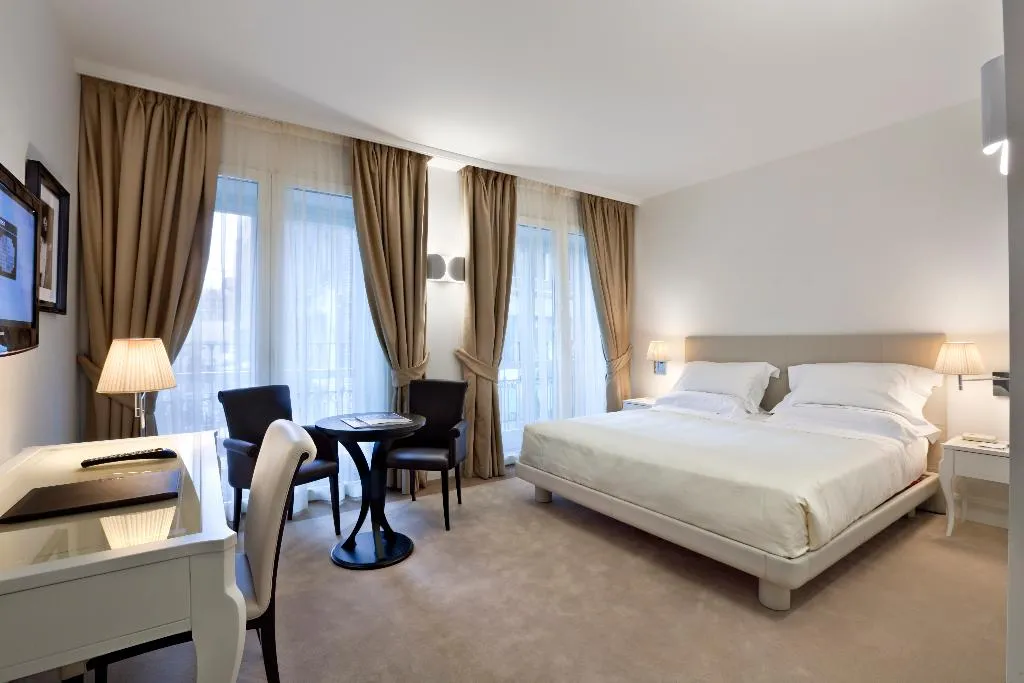 DOUBLE SINGLE USE EXECUTIVE Room, Maison Milano | UNA Esperienze, Milan