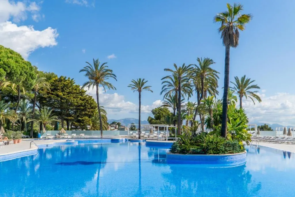 Pool, GPRO Valparaíso Palace and Spa, Majorca