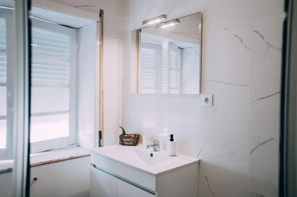 Room, The Beach Corner Guesthouse, Porto