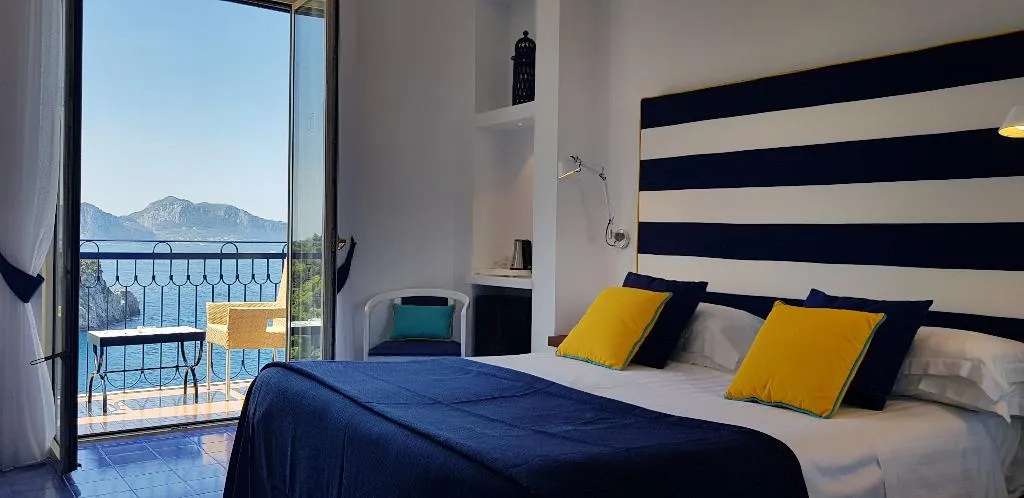 Double or Twin CLASSIC Room, Delfino, Naples