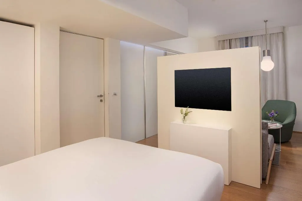 Room, Avani Palazzo Moscova Milan Hotel, Milan