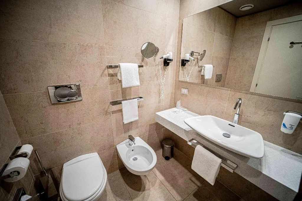 DOUBLE QUEEN BED NON SMOKING Room, Best Western Plus Net Tower Hotel Padova, Venice