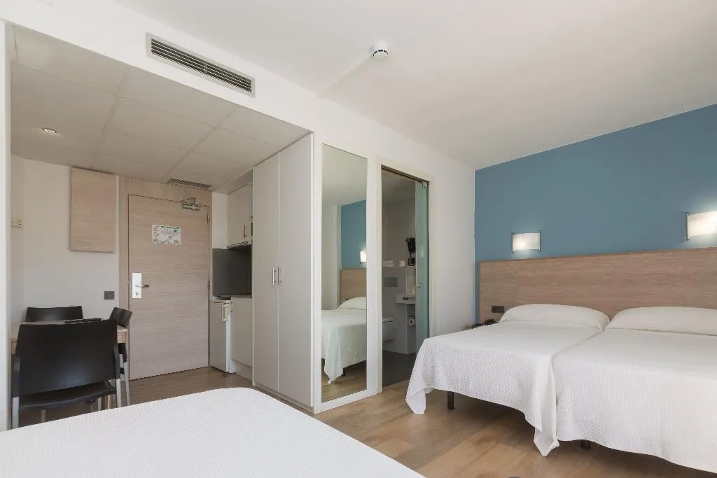 STUDIO CAPACITY 4 Room, Ponient Marinada by PortAventura World, Costa Dorada