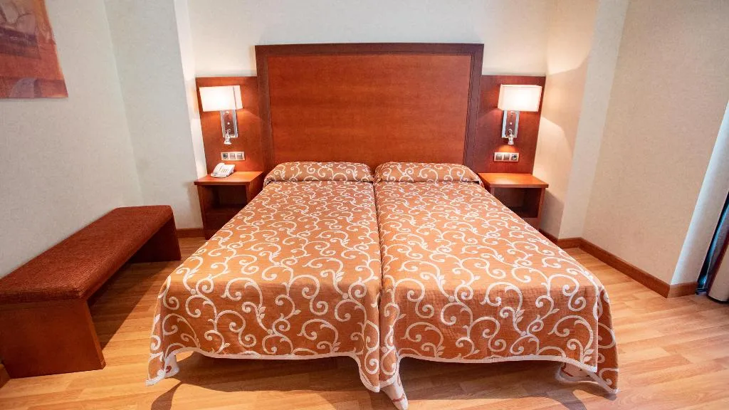 QUADRUPLE STANDARD Room, Moon Dreams CalaBahia, Costa Del Sol